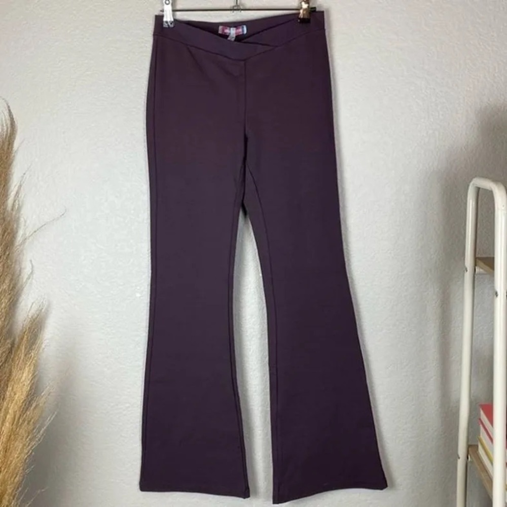 Urban Outfitters Wide Leg Crossover Legging Mid Rise | Size M